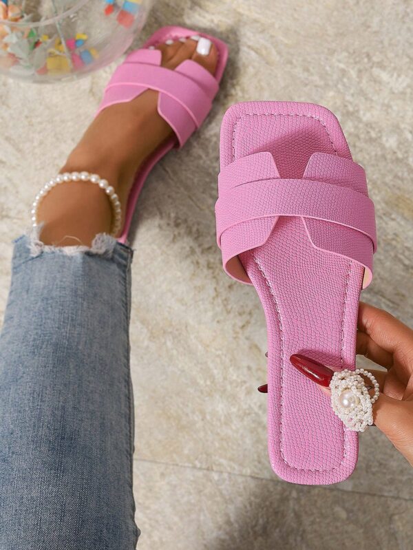 174200684922929be027ad5f7baf5a5a35f986a1dd-1.jpg 11